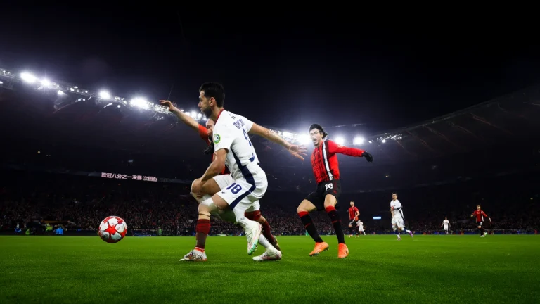1011赛季欧冠八分之一决赛次回合Spurs VS AC Milan